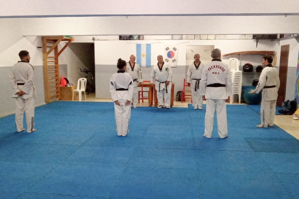 Evaluación de cinturones negros de TaekwondoHoy